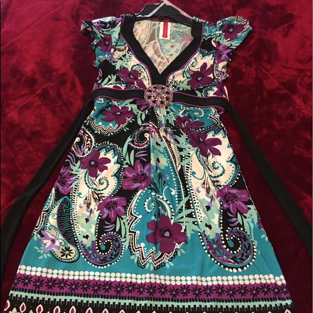 Dress - Picture 3 of 4